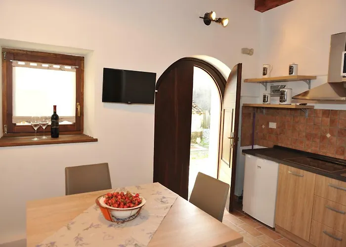 아파트 Apartmaji Kumar